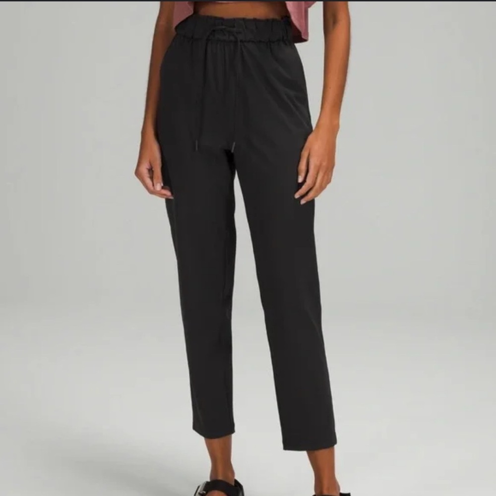 Lululemon Stretch High Rise 7/8 Length Pant 25" size 4